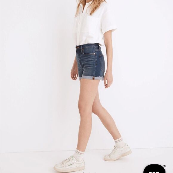 High-Rise Denim Shorts in Danny Wash: TENCEL™ Denim Edition 32 - Picture 2 of 10